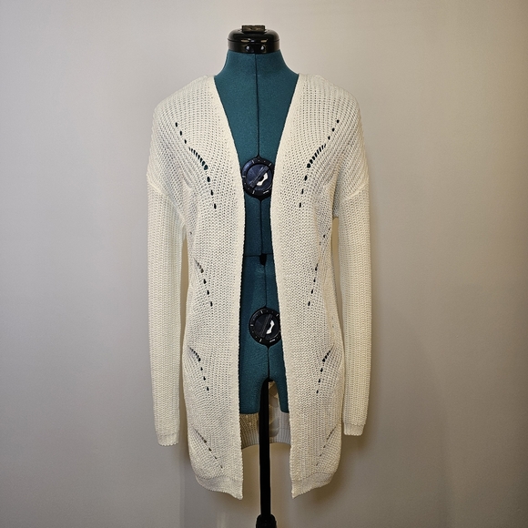 👍Pink Rose white dropped shoulder long sleeve knit sweater cardigan S US - Picture 2 of 8